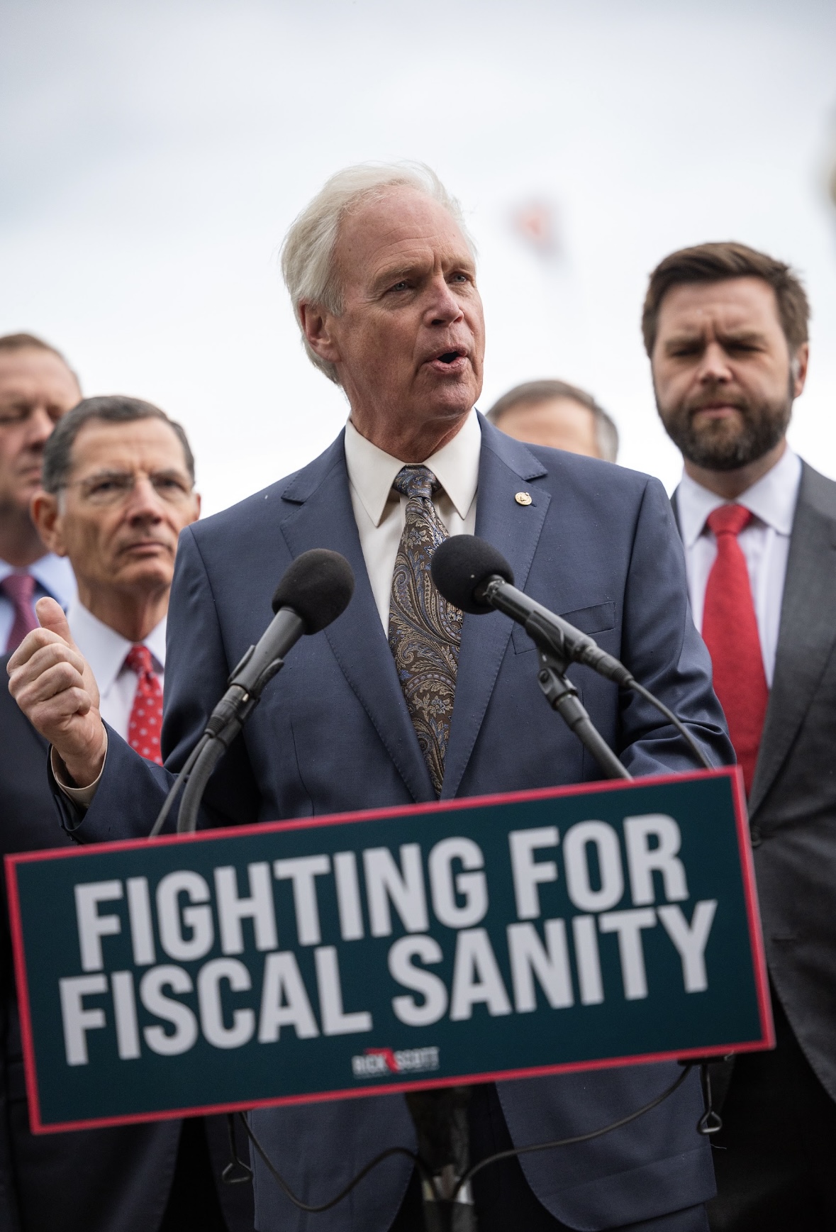 Sen. Johnson for The Washington Reporter: Make America Healthy Again