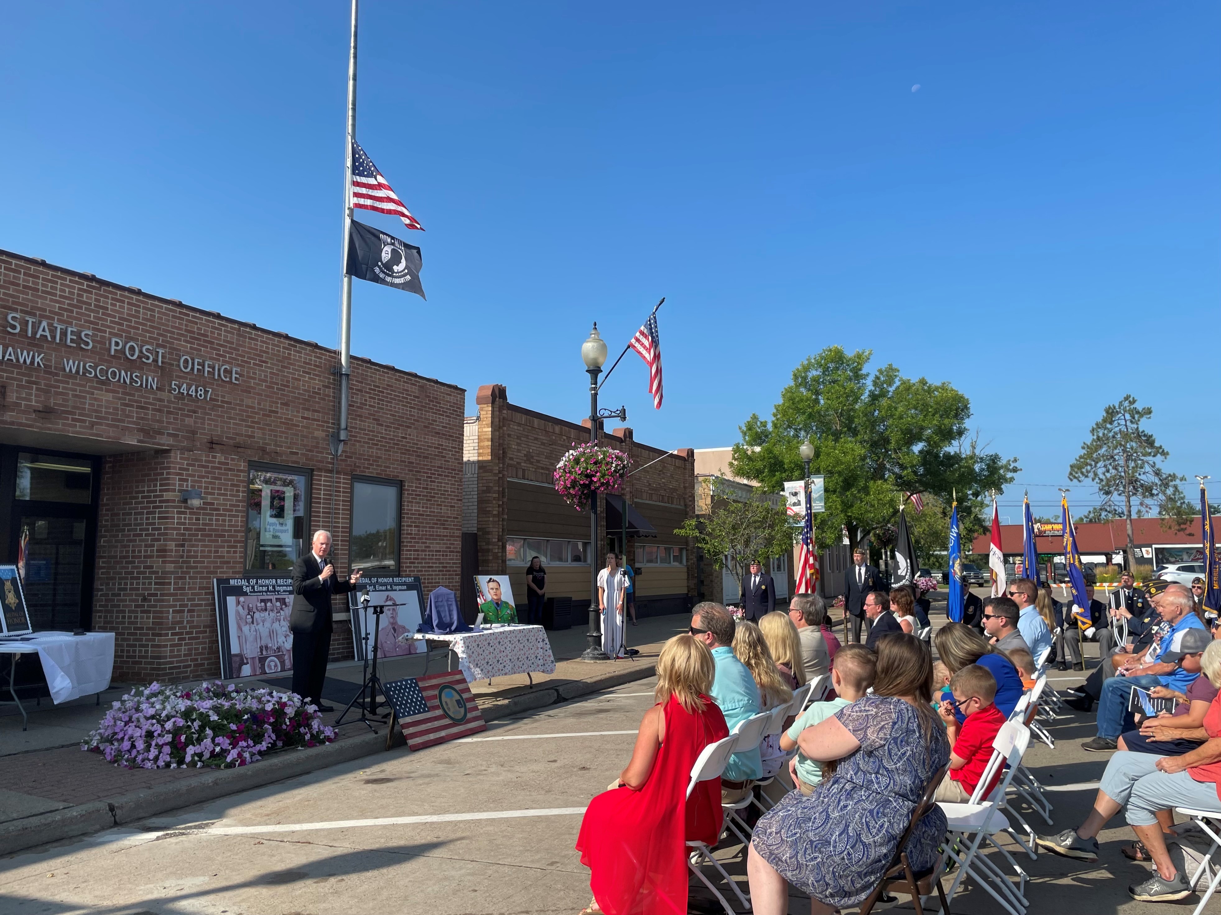 Senator Johnson, Wisconsin Delegation Honor Korean War Hero Einar ‘Sarge’ Ingman at Wisconsin Post Office Renaming Ceremony